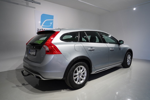 Volvo V60 Cross Country vaihtoauto