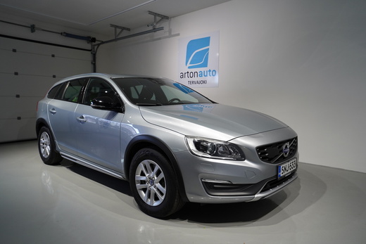 Volvo V60 Cross Country vaihtoauto