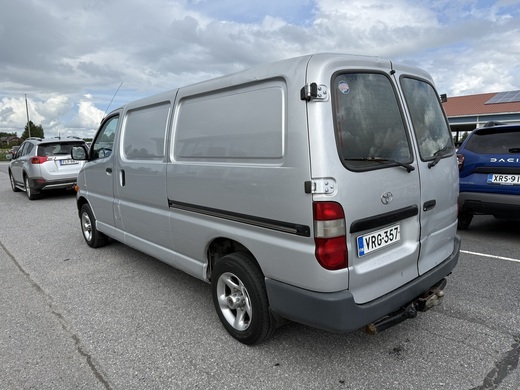 Toyota Hiace vaihtoauto