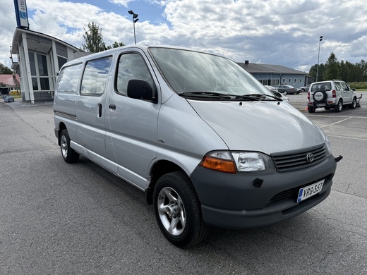 Toyota Hiace vaihtoauto