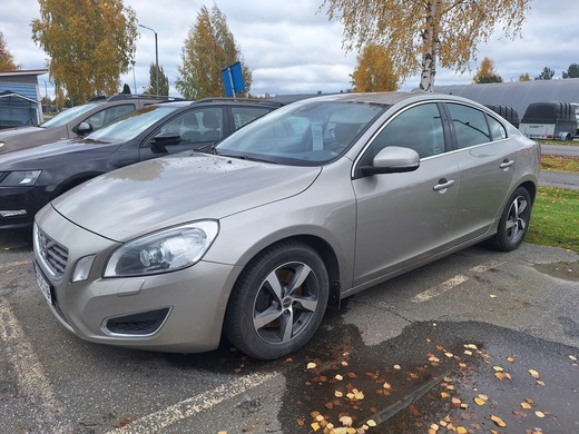 Volvo S60 vaihtoauto