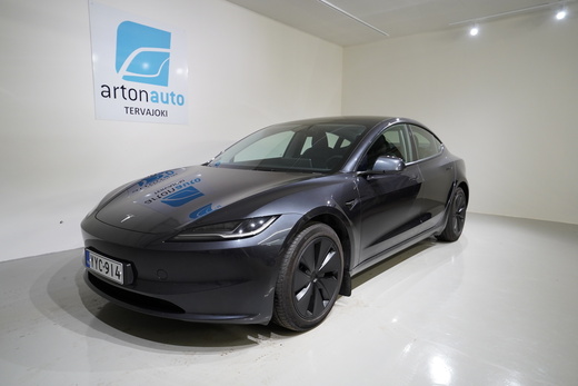 Tesla Model 3 vaihtoauto