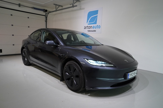 Tesla Model 3 vaihtoauto