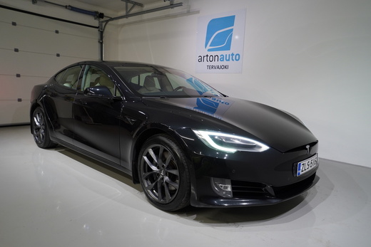 Tesla Model S vaihtoauto