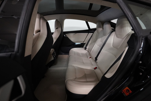 Tesla Model S vaihtoauto