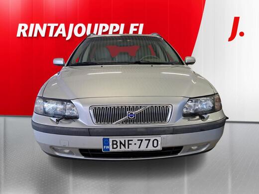 Volvo V70 vaihtoauto