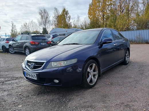 Honda Accord vaihtoauto