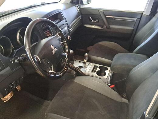 Mitsubishi Pajero vaihtoauto