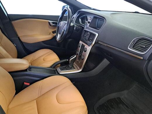Volvo V40 Cross Country vaihtoauto