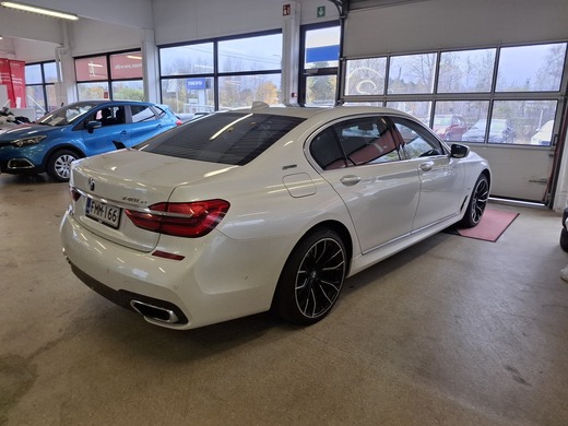 BMW 740 vaihtoauto