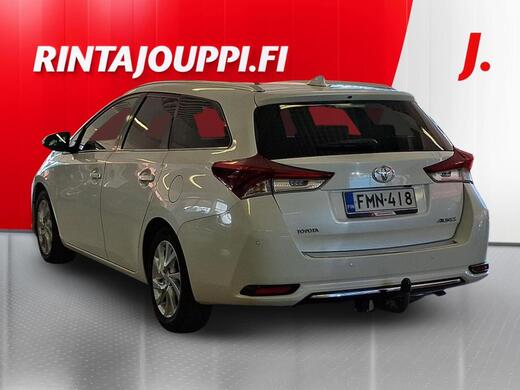 Toyota Auris vaihtoauto