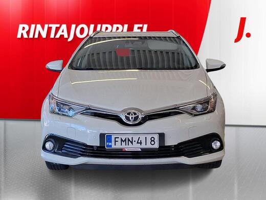 Toyota Auris vaihtoauto