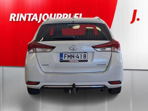 Toyota Auris vaihtoauto