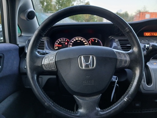 Honda Fr-V vaihtoauto
