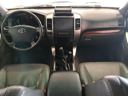 Toyota Land Cruiser vaihtoauto
