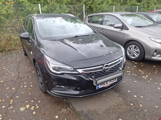 Opel Astra vaihtoauto