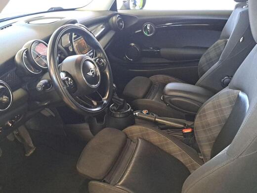 Mini Hatchback vaihtoauto