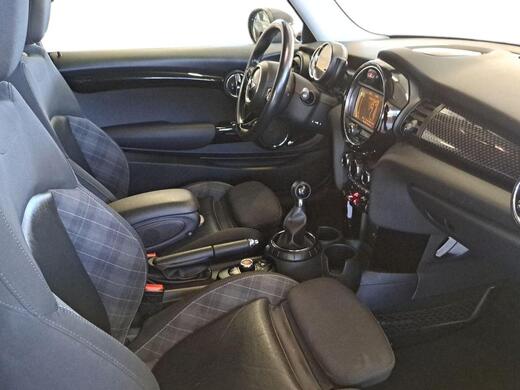 Mini Hatchback vaihtoauto