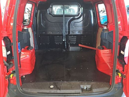 Ford Transit Courier vaihtoauto