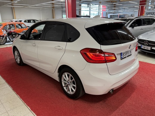 BMW 218 vaihtoauto