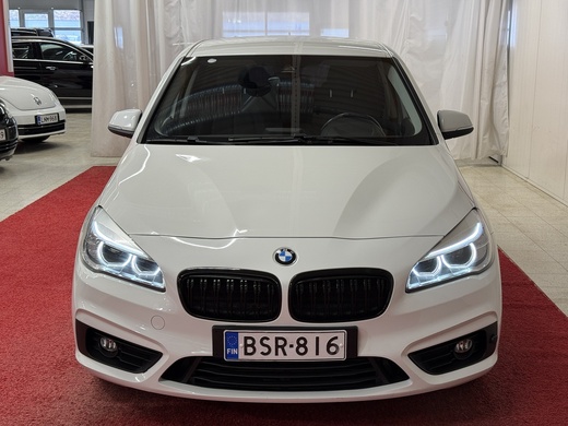 BMW 218 vaihtoauto