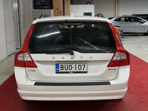 Volvo V70 vaihtoauto