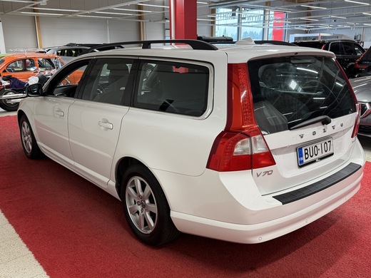 Volvo V70 vaihtoauto