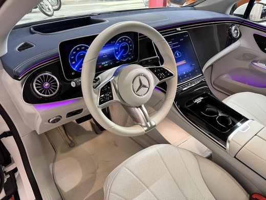 Mercedes-Benz EQE vaihtoauto