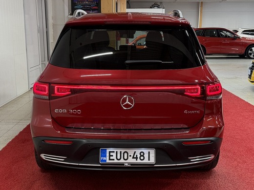 Mercedes-Benz EQB vaihtoauto