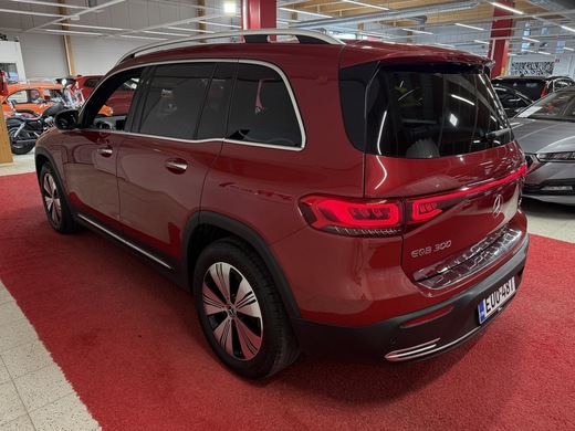 Mercedes-Benz EQB vaihtoauto