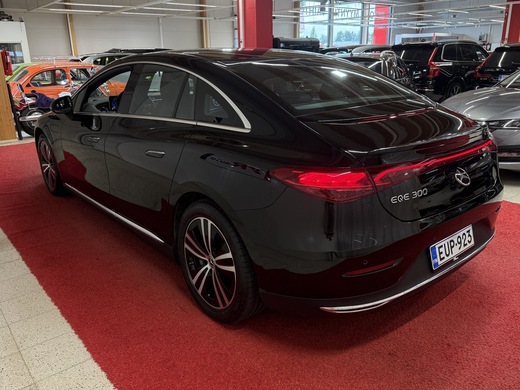 Mercedes-Benz EQE vaihtoauto