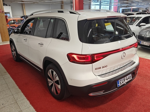 Mercedes-Benz EQB vaihtoauto