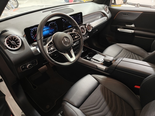 Mercedes-Benz EQB vaihtoauto