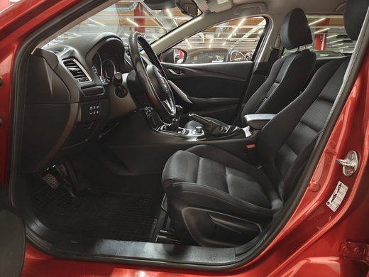 Mazda 6 vaihtoauto
