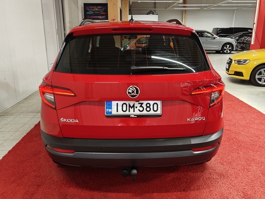 Skoda Karoq vaihtoauto