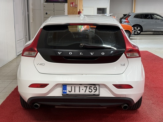 Volvo V40 vaihtoauto