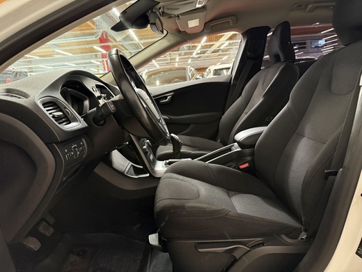 Volvo V40 vaihtoauto