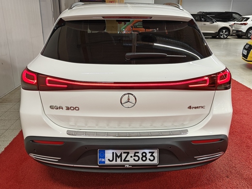 Mercedes-Benz EQA vaihtoauto