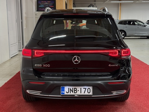 Mercedes-Benz EQB vaihtoauto