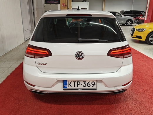 Volkswagen Golf vaihtoauto