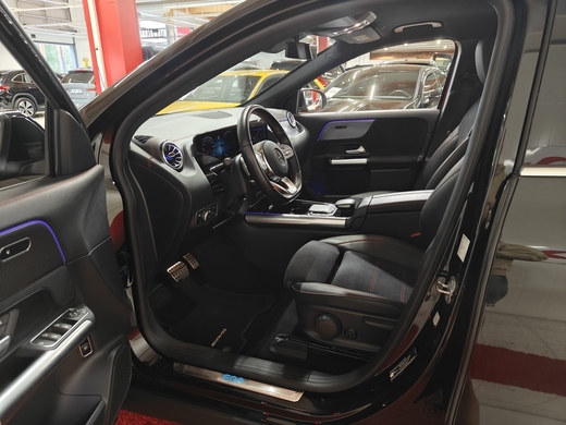 Mercedes-Benz EQA vaihtoauto