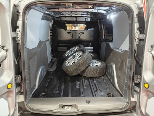 Ford Transit Connect vaihtoauto