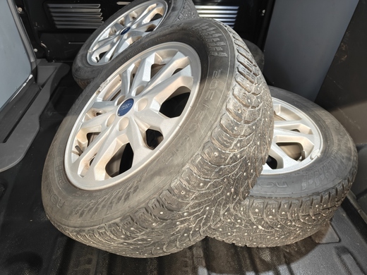 Ford Transit Connect vaihtoauto