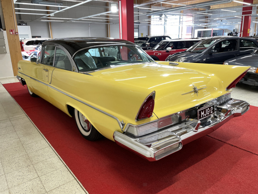 Lincoln Premiere vaihtoauto