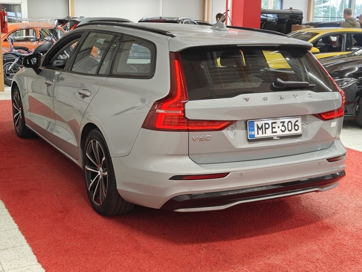 Volvo V60 vaihtoauto