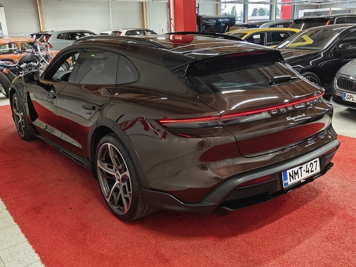 Porsche Taycan vaihtoauto
