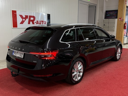 Skoda Superb vaihtoauto