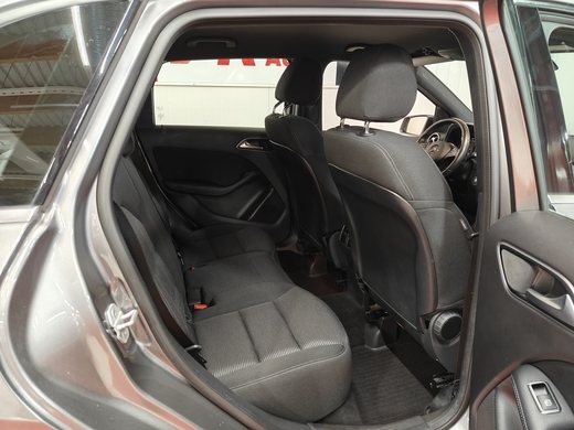 Mercedes-Benz B vaihtoauto