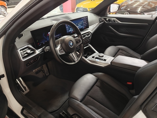 BMW i4 M50 vaihtoauto