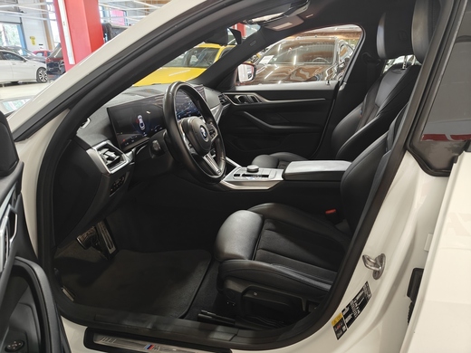 BMW i4 M50 vaihtoauto